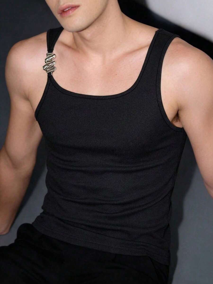 Manfinity Dauomo Men's Summer Fashion Metal Decor Tight Fit Tank Top Mens Vest Top Mens Tank Top Fitted Tank Tops Mens Singlet Top Gym Vests For Men - Black - View 1