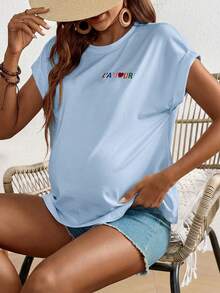 SHEIN T-shirt de maternité à manches courtes, col rond, avec lettres brodées "City Vacation" - Bleu ciel - Voir 1