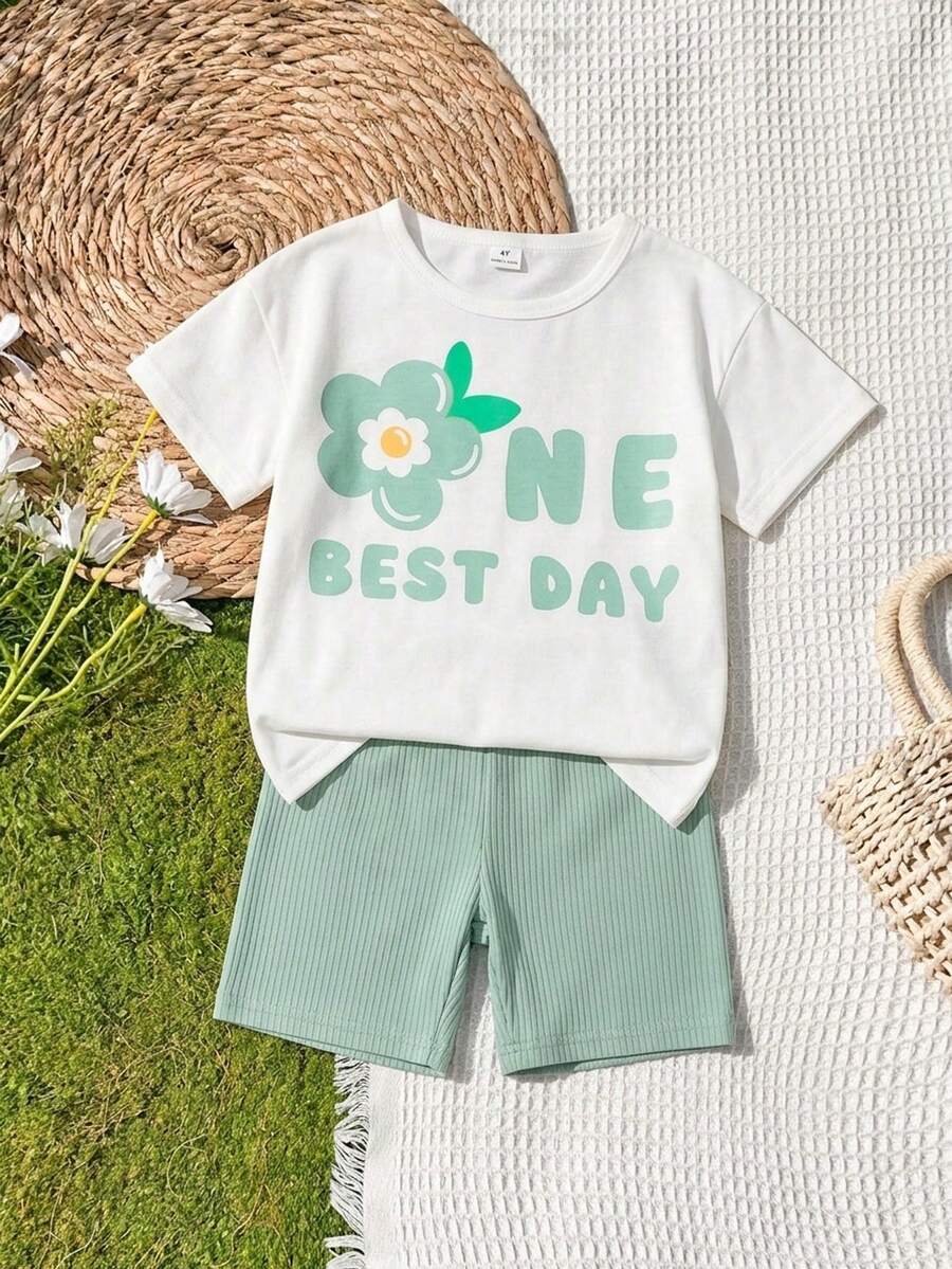 SHEIN 女童宽松圆领短袖T恤，印花图案+“ONE BEST DAY”字样，搭配浅绿色短裤，休闲印花夏季女童装扮 - 白色 - 查看 1