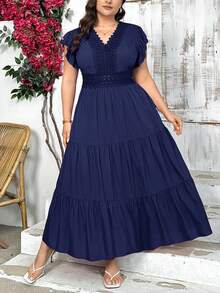 SHEIN Privé Đầm dài dáng chữ A tay ngắn, cổ chữ V, phối ren, cỡ lớn, thanh lịch. - Màu xanh hải quân - Xem 6