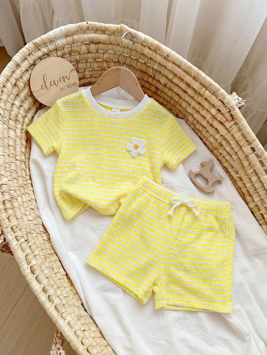 SHEIN 2pcs Baby Girl Knitted Striped Round Neck T-Shirt And Shorts Set - Yellow - View 1