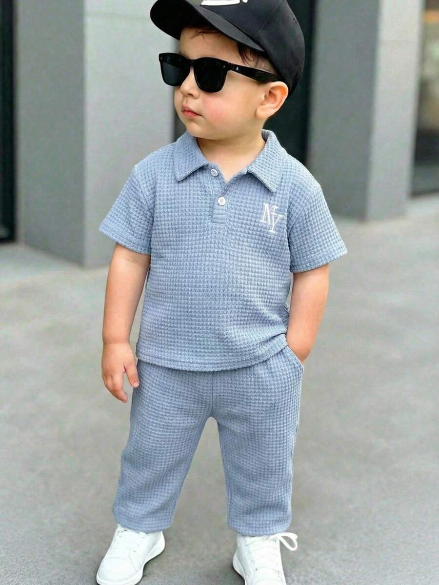 Bubblio Bộ 2 món áo polo và quần dài rộng rãi thoải mái cho bé trai. - Màu xanh nhạt - Xem 1