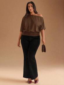 SHEIN BAE Áo thun đen dáng suông, vai lệch, đa năng, thích hợp mặc hàng ngày, hẹn hò, uống trà chiều, đi chơi với bạn bè, và phối đồ trong mọi dịp. - màu nâu - Xem 5