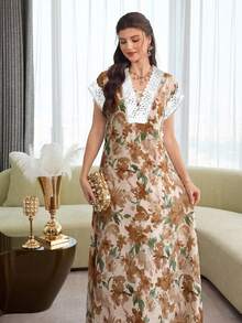 SHEIN Najma 女士V领优雅印花蕾丝拼接短袖摆裙 - 棕色 - 查看 5