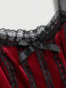 ROMWE Goth 夏季哥特复古宫廷风撞色蕾丝边十字架吊坠加大码女式吊带连衣裙 - 黑色 - 查看 3