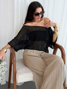 Aloruh Xale feminino elegante em estilo boêmio para férias, modelo pulôver de malha folgada com ombros à mostra e barra assimétrica, leve e com proteção solar. - Preto - Ver 6