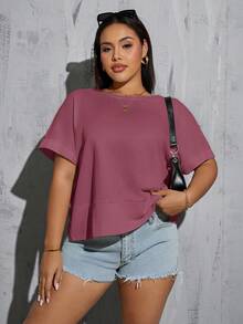 SHEIN Essnce Áo thun ngắn tay màu mơ hở lưng khoét lỗ, dáng rộng thoải mái, thoải mái cho nữ mùa xuân và hè, phong cách Boho, trang phục đi nghỉ mát, áo ôm dáng, mùa hè kiểu châu Âu, áo hở lưng, trang phục đi biển, áo đi chơi, áo mùa hè dễ thương, trang phục Hawaii cho nữ - Màu đỏ tím - Xem 4