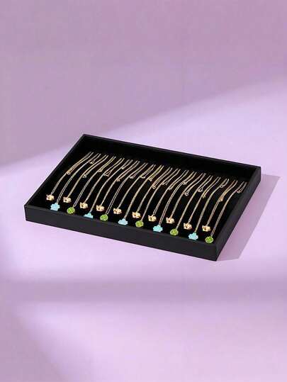 A Jewelry Display Tray With A Necklace Storage Box, Suitable For Necklaces And Pendants, Perfect For Women And Girls.