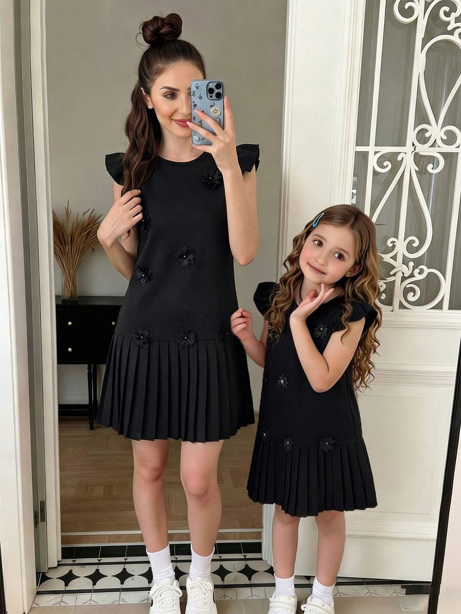 Elladie kids 女童夏季新款圆领A字连衣裙,荷叶袖,褶裥下摆,正面花卉图案,露背设计,休闲复古风连衣裙,红色 - 黑色 - 查看 1