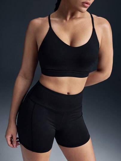 Powerista Conjunto deportivo de top corto y shorts de unicolor para mujer
