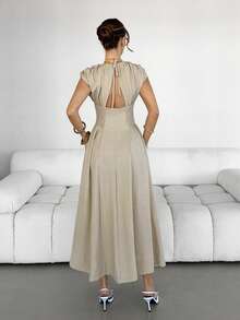 Siren Gaze Vestido Longo Elegante Bege Feminino com Decote Nas Costas, Cintura Franzida e Mangas Curtas, Vestido Casual de Verão para Praia, Festa, Casamento, Formatura, Páscoa, Escritório e Trabalho, Férias e Feriados, Disponível - Damasco - Visão 2