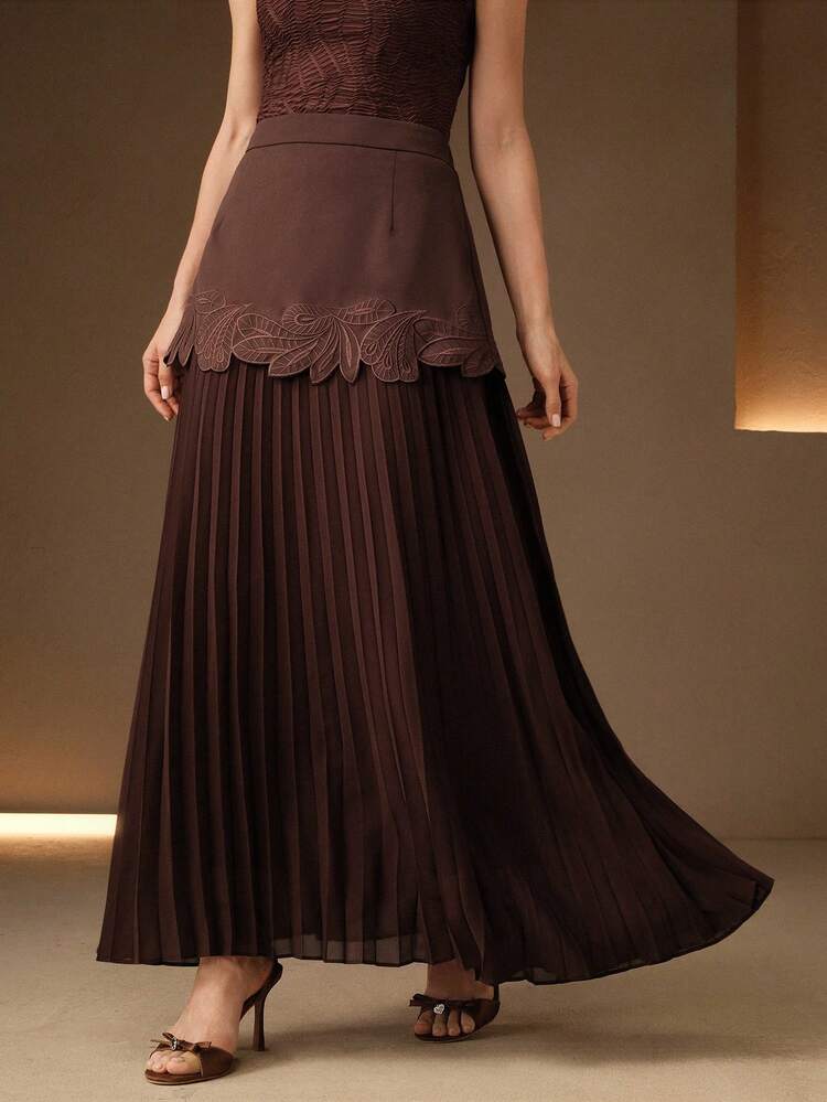 New Vintage Elegant Embroidered Waist Coffee Brown Pleated Skirt For Women