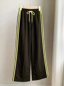 Comfortcana Plus Size Women Contrast Side Stripe Elastic Waist Loose Casual Sports Pants - Brown - View 4
