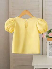 SHEIN Playful Pals 女婴夏季休闲度假风3D立体花卉装饰花瓣袖上衣 - 黃色 - 查看 2