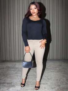Steph T Women's Simple Round Neck Black Tight Basic Long Sleeve T-Shirt For Summer Suitable For Going Out - Black - View 6