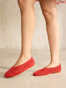 WOMEN'S RED HOLLOW-OUT KNITTED SLIP-ON FLAT SHOES - Red - View 5