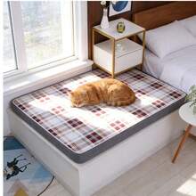 1pc Cute Cartoon Pattern Pet Waterproof Urine Pad, Breathable Lightweight Washable Mat For Small Pets, Suitable For AllSeasons,Random Pattern Cutting, Not Machine Washable, Bottom Not Waterproof - Brown grid - View 4