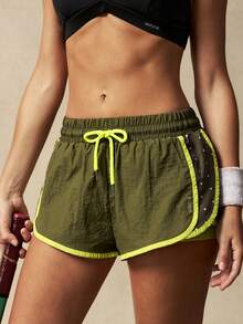 VARSIVA Contrast Color Trim Patchwork Polka Dot Print Sports Shorts - Green - View 11