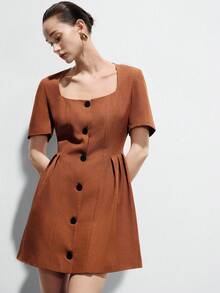 Aveloria Modichic Vestido de cuello cuadrado con cintura ceñida en color rojo ladrillo, con delicada confección fruncida, de estilo retro elegante y versátil, adecuado para citas, trabajo, salidas casuales, picnics - Naranja Quemada - Ver 7