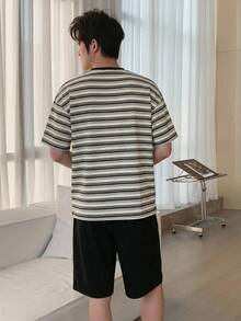 DAZY 夏季男士多色短袖衬衫短裤睡衣套装 - 彩色 - 查看 2