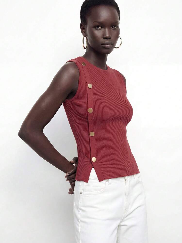 SHEIN Maija Women's Red Sleeveless Casual Knit Top, Featuring Round Neck And Front Button Knit Top, Minimalist Yet Stylish, Sexy And Fashionable. Soft Knit Fabric Provides Comfortable Wear, Suitable For Commuting And Various Occasions Elegant Women's Blouses Casual Blouse For Women Formal Attire For Women Office Wear Women Business