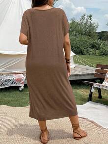 EMERY ROSE Plus Letter Graphic Split Thigh Tee Dress Maxi Women Outfit,Summer Boho Vacation Holiday Bohemian Style Clothing For Seaside Music Festivals - Coffee Brown - View 2