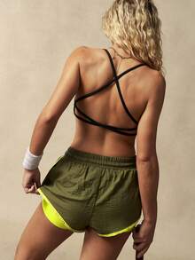 VARSIVA Contrast Color Trim Patchwork Polka Dot Print Sports Shorts - Green - View 5