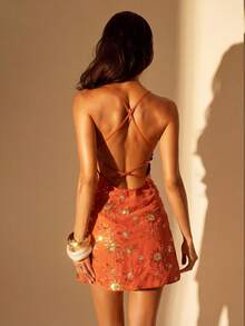 SHEIN Glamour Đầm ngắn cổ yếm màu cam đính hạt lấp lánh gợi cảm không tay, vạt bất đối xứng, đầm đính hạt màu cam, đầm đa năng dự tiệc/lễ hội/lễ hội âm nhạc. - Màu Cam cháy - Xem 3