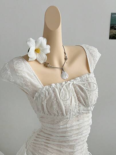 Elamini Đầm nữ cổ vuông dáng ôm eo, phối ren, bèo nhún, chất liệu co giãn, có họa tiết.