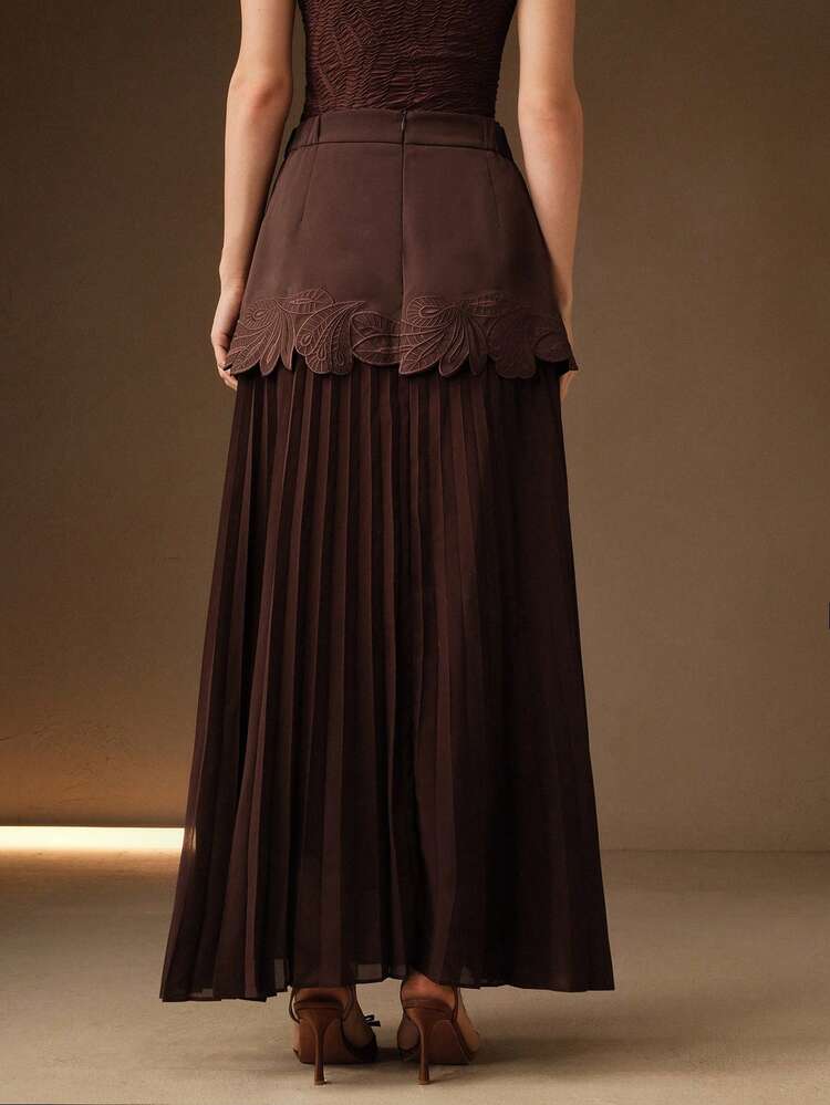 New Vintage Elegant Embroidered Waist Coffee Brown Pleated Skirt For Women
