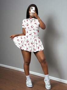 SHEIN Slayr Bộ đồ 2 món cỡ lớn in hình quả anh đào, phong cách tối giản, thích hợp cho các lễ hội âm nhạc mùa hè. - Nhiều màu - Xem 5