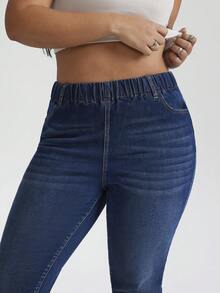 SHEIN Tall CURVE 大码弹力腰紧身牛仔裤，休闲夏季优雅日常穿搭，大码高弹力修身弹力腰百搭日常牛仔裤 - 深色水洗藍 - 查看 9