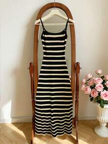 Resyla Trang phục nữ, Váy nữ, Váy kẻ sọc, Xu hướng hiện nay, Váy thời trang, Váy hai dây, Váy hai mảnh, Váy maxi, Váy dài. - Nhiều màu - Xem 2