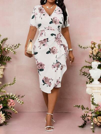 SHEIN Lady Plus Size Women Floral V-Neck Short Sleeve Ruffle Hem Elegant Dress