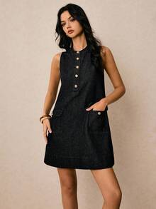 Poéselle Đầm denim nữ mới về, kiểu dáng chữ A không tay, cài khuy nửa thân, màu xanh dương, thích hợp cho mùa thu, phong cách Pháp, đầm thường ngày, đầm đi nghỉ mát, đầm dự tiệc, đầm đi chơi, đầm dành cho người giàu, đầm tựu trường, đầm sinh nhật cho nữ, trang phục giáo viên cho nữ. - màu đen - Xem 7