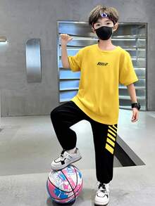 SHEIN 2pcs/Set Young Boy Casual Minimalist Letter Print Crew Neck Sweatshirt And Sportswear - Yellow - View 7