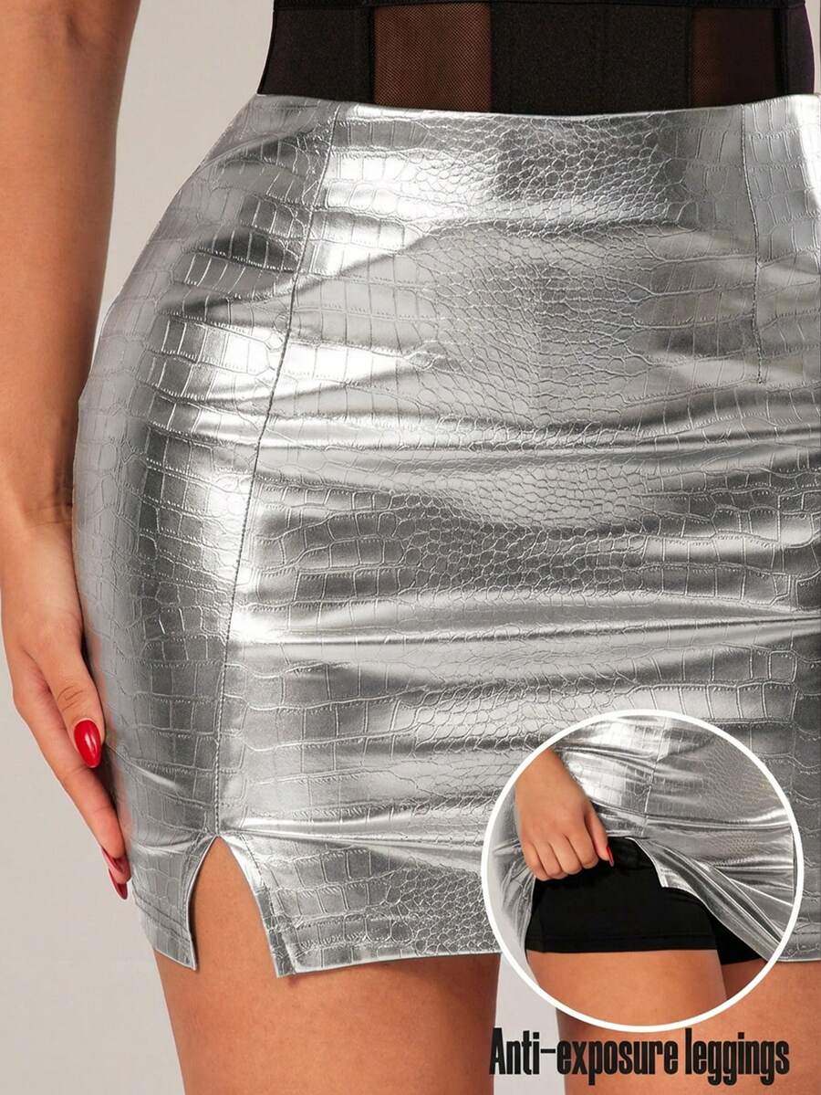 Radiana Minifalda ajustada de piel de serpiente PU de cintura alta sexy y minimalista para mujer, minifalda de cuero PU plisada de unicolor con abertura lateral elástica y ajustada, minifalda de cuero ajustada, minifalda negra versátil y combinable - Plateado - Ver 1