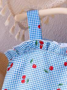 SHEIN Playful Pals 2026春夏新款时尚柔软面料少女休闲度假旅行必备套装，蓝色格子樱桃图案荷叶边吊带背心和裤子两件套，夏季必备 - 藍色 - 查看 4