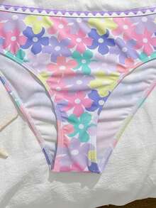 SHEIN 少女碎花比基尼套装，优雅针织面料，时尚休闲泳装，适合游泳、海滩、泳池、拍照，也是万圣节、圣诞节、新年礼物的理想之选。碎花泳衣两件套，少女泳装两件套，夏季两件套泳衣，女童泳装两件套，夏季两件套泳衣，夏季两件套泳衣。 - 彩色 - 查看 4