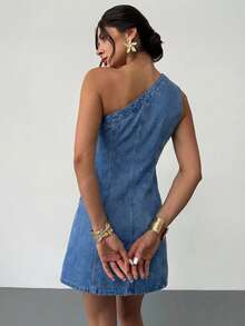 Firerie Đầm denim không tay thường ngày cho nữ mùa hè, trang phục lễ hội, đi làm, nghỉ mát, tốt nghiệp, phong cách Y2K, dễ thương, thời trang đường phố, dự tiệc, đám cưới, thanh lịch, công sở, đi biển, lễ tốt nghiệp, lễ Phục sinh. Đầm mini denim sành điệu cho nữ, đầm ngắn ôm sát không tay một vai, đầm denim dáng chữ A thanh lịch cho nữ, đầm mini không tay có nút cài, đầm xanh gợi cảm, đầm một vai cho nữ. - Màu xanh lam - Xem 5
