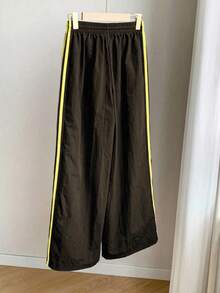 Comfortcana Plus Size Women Contrast Side Stripe Elastic Waist Loose Casual Sports Pants - Brown - View 2