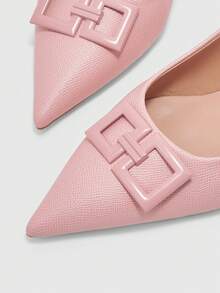 CUCCOO BIZCHIC Women Shoes 2026 Spring And Summer New Palm Pattern Metal Square Buckle Pointed Slingback Flat Bottom Commuting Versatile Women's Shoes - Light powder - View 4