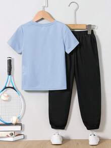 SHEIN 2件套男童休闲简约字母印花圆领卫衣和短裤运动套装 - 淺藍色 - 查看 2