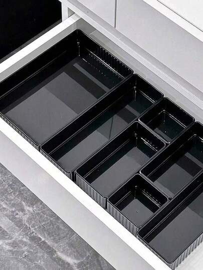 Conjunto de 2/4/6/7/10 caixas organizadoras multifuncionais pretas para maquiagem, ideais para organizar perfumes, produtos para a pele e cosméticos. Design com compartimentos transparentes de vários tamanhos, perfeito para tônicos e amostras.