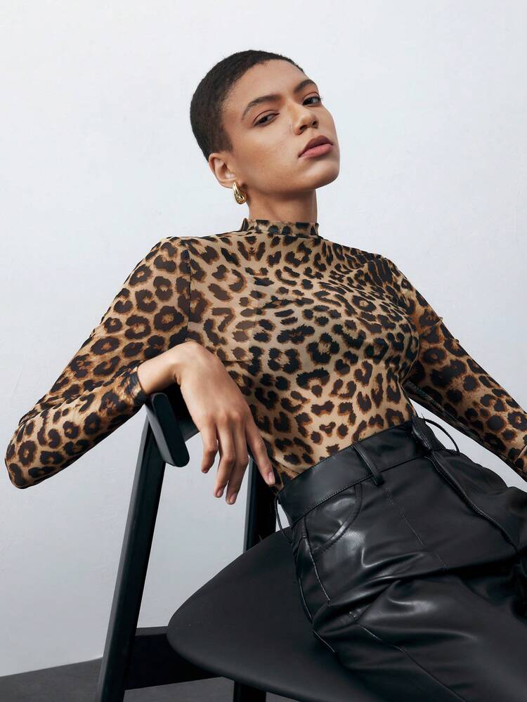 SHEIN Maija Top z siateczki z nadrukiem w panterkę bez biustonosza, z nadrukiem w panterkę, z nadrukiem w geparda, na Dzień Świętego Patryka, na Wielkanoc, na plażę, na wakacje, na wakacje na plaży, na letnie wyjście, na ukończenie szkoły