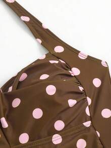 Swim Vcay Baju Renang Terusan Wanita Motif Polkadot dengan Detail Kerut dan Celana Pendek, Baju Renang Polkadot Gaya Liburan - Coffee Brown - View 7