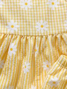 SHEIN 2pcs Baby Girl Toddler/Newborn 0-3Y Casual Everyday Cute Vacation Striped Bow Decor Camisole Top + Shorts Set, Spring/Summer - Yellow - View 5