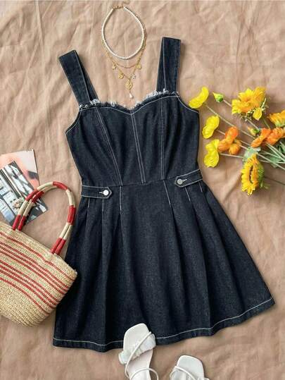 Rivivi Plus Size Women's Non-Stretch Denim Dress, Vintage Heart-Shaped Collar, Casual Fitted Criss-Cross Adjustable Strap Pleated Denim Dress