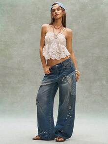 Bohemela Quần dài nữ phong cách Bohemian mùa hè giản dị và thoải mái, hoàn hảo cho thời trang đường phố, kỳ nghỉ và các lễ hội âm nhạc miền Tây. Thiết kế lấy cảm hứng từ phong cách Bohemian với chất liệu denim xanh cổ điển và hiệu ứng mài mòn retro, chiếc quần dài denim này được điểm xuyết bằng các mảng vải họa tiết Paisley. - Màu xanh lam - Xem 7