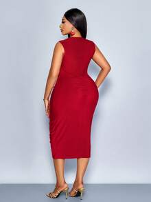 SOLERSUN Women Summer Plus Size Red Elegant Party Dress,Autumn Solid Shiny Fabric V-Neck Pleated Twist Design Hip Ruched Curve Dress Suitable  Wedding Concert - Burgundy - View 3